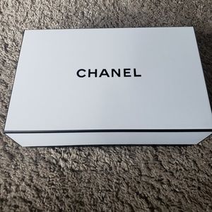 Authentic CHANEL Gift Box with original packaging
